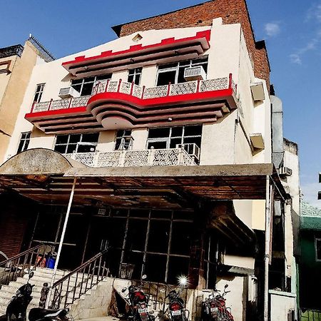 Oyo Hotel Apoorva Deluxe Jaipur Ngoại thất bức ảnh