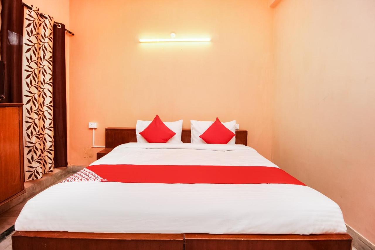 Oyo Hotel Apoorva Deluxe Jaipur Ngoại thất bức ảnh