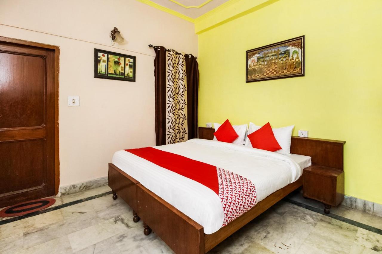 Oyo Hotel Apoorva Deluxe Jaipur Ngoại thất bức ảnh