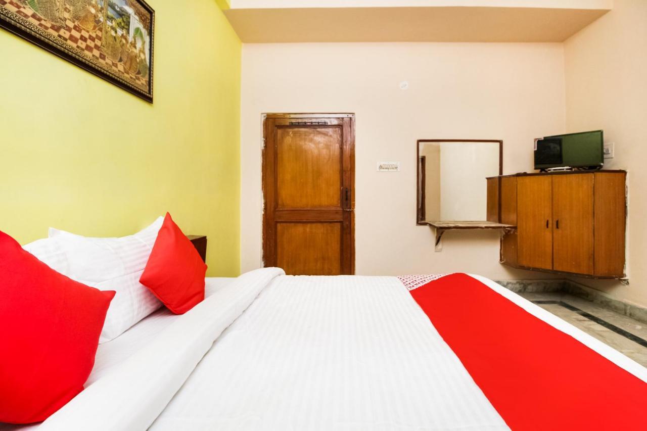 Oyo Hotel Apoorva Deluxe Jaipur Ngoại thất bức ảnh